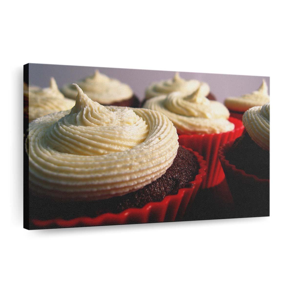 cupcakes with cream wallpaper