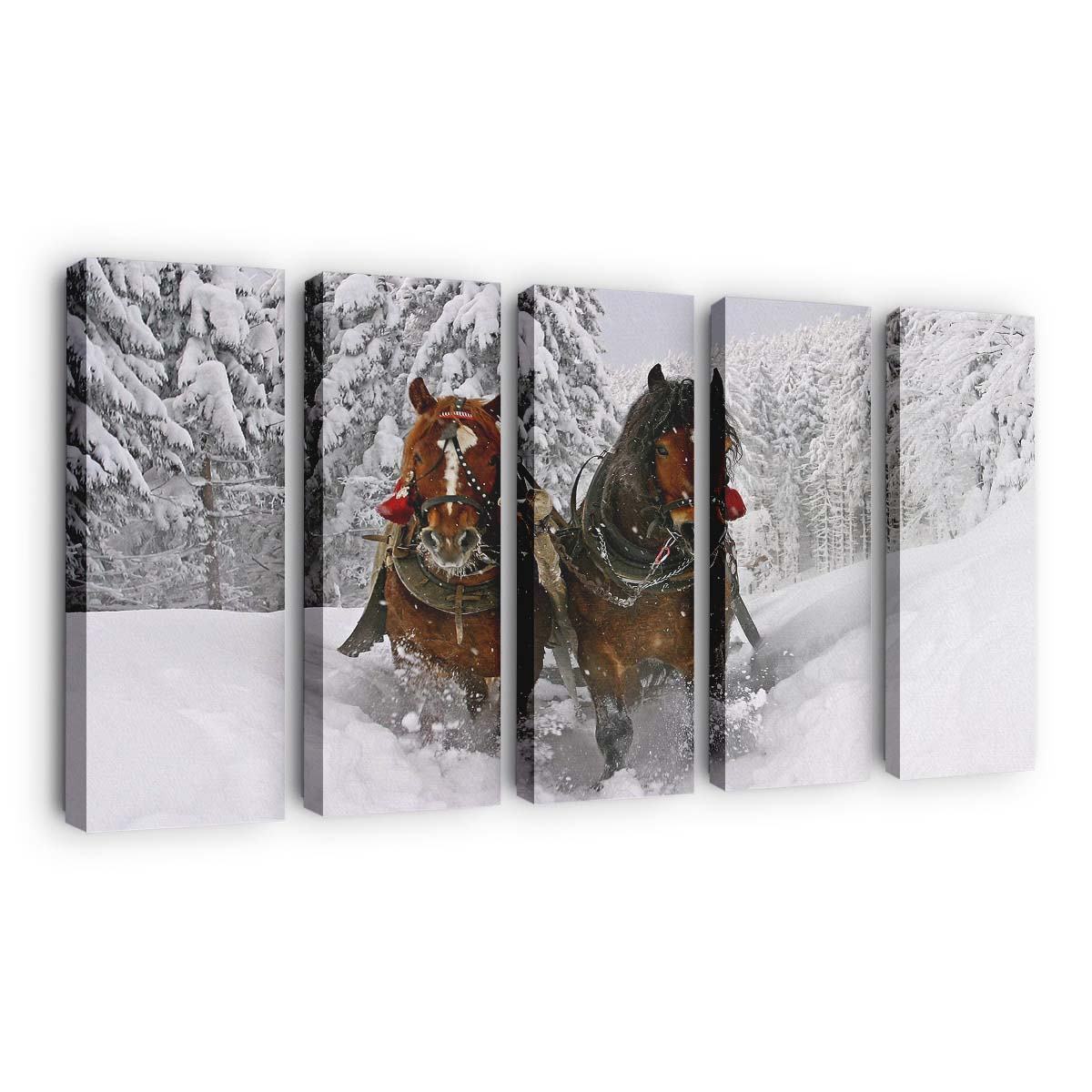 horse drawn carriage in snow wallpaper