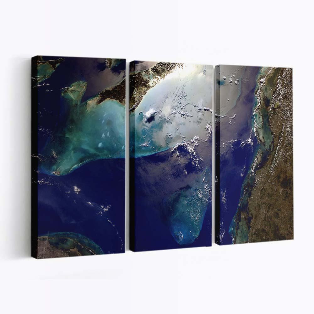 cuba and bahamas islands seen from space wallpaper